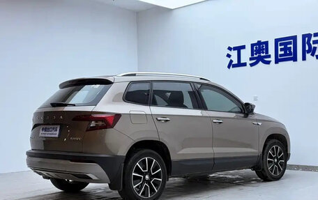 Skoda Karoq I, 2021 год, 1 860 000 рублей, 6 фотография