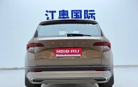 Skoda Karoq I, 2021 год, 1 860 000 рублей, 4 фотография