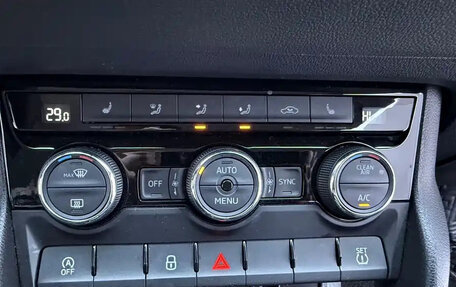 Skoda Karoq I, 2021 год, 1 860 000 рублей, 14 фотография