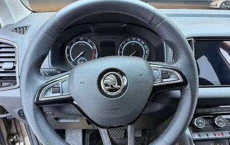 Skoda Karoq I, 2021 год, 1 860 000 рублей, 12 фотография