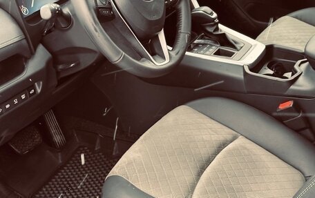 Toyota RAV4, 2025 год, 4 499 000 рублей, 10 фотография