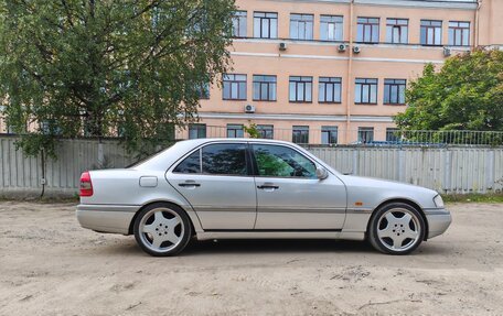 Mercedes-Benz C-Класс, 1994 год, 400 000 рублей, 8 фотография