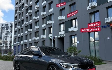 BMW 3 серия, 2019 год, 3 890 000 рублей, 2 фотография