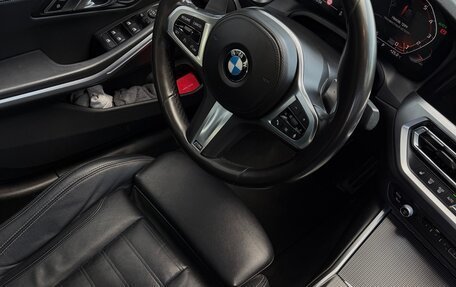 BMW 3 серия, 2019 год, 3 890 000 рублей, 14 фотография