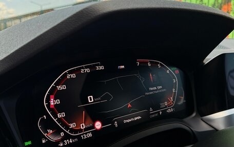 BMW 3 серия, 2019 год, 3 890 000 рублей, 12 фотография