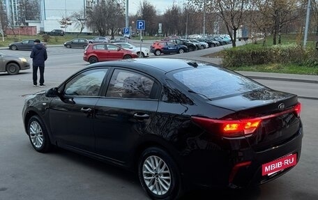 KIA Rio IV, 2018 год, 950 000 рублей, 8 фотография