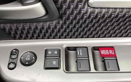 Honda Stepwgn IV, 2016 год, 1 450 000 рублей, 10 фотография