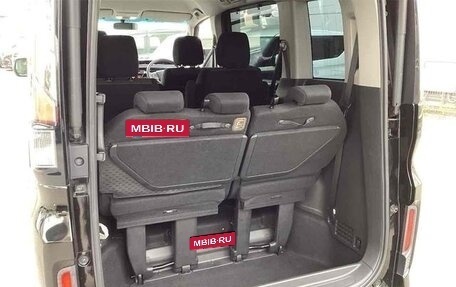 Honda Stepwgn IV, 2016 год, 1 450 000 рублей, 16 фотография