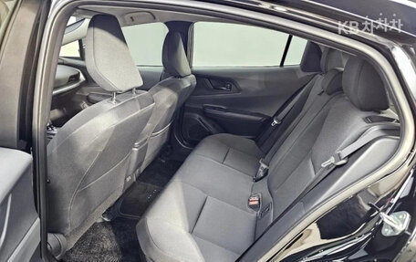 Toyota Prius IV XW50, 2024 год, 3 400 000 рублей, 8 фотография