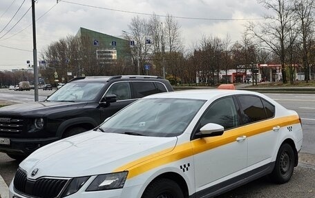 Skoda Octavia, 2017 год, 920 000 рублей, 3 фотография