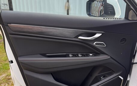 Geely Tugella FY11, 2024 год, 3 400 000 рублей, 9 фотография