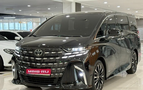 Toyota Alphard, 2024 год, 12 950 000 рублей, 1 фотография
