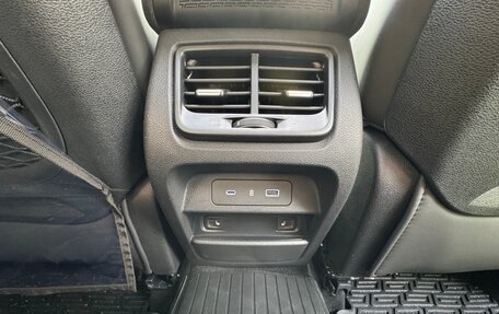 Geely Tugella FY11, 2024 год, 3 400 000 рублей, 16 фотография