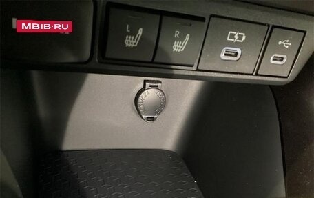 Toyota Yaris, 2020 год, 980 000 рублей, 8 фотография