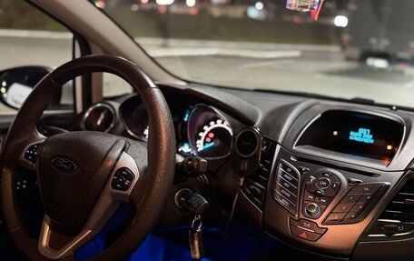 Ford Fiesta, 2016 год, 770 000 рублей, 11 фотография