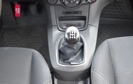 Ford Fiesta, 2016 год, 770 000 рублей, 14 фотография