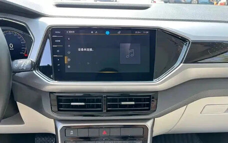 Volkswagen T-Cross I, 2023 год, 1 546 125 рублей, 7 фотография