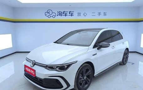 Volkswagen Golf VIII, 2022 год, 1 800 000 рублей, 1 фотография