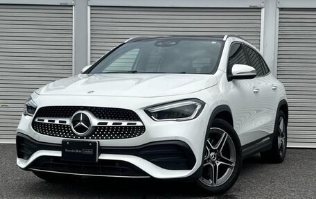 Mercedes-Benz GLA, 2022 год, 2 390 000 рублей, 1 фотография