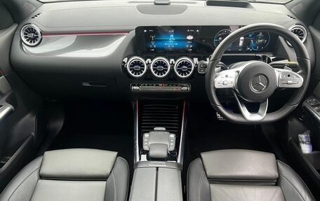 Mercedes-Benz GLA, 2022 год, 2 390 000 рублей, 5 фотография