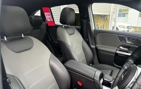 Mercedes-Benz GLA, 2022 год, 2 390 000 рублей, 9 фотография