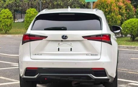 Lexus NX I, 2020 год, 2 533 000 рублей, 5 фотография