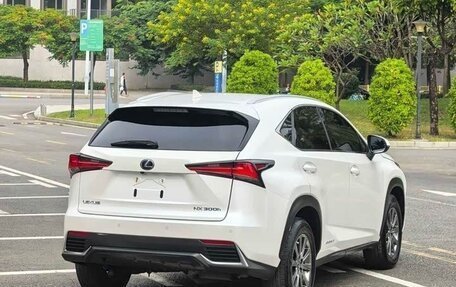 Lexus NX I, 2020 год, 2 533 000 рублей, 7 фотография