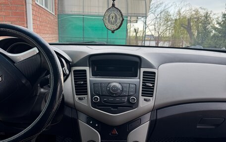 Chevrolet Cruze II, 2011 год, 600 000 рублей, 25 фотография