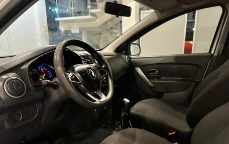 Renault Logan II, 2018 год, 441 000 рублей, 21 фотография