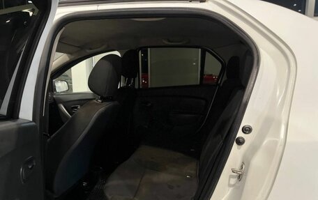 Renault Logan II, 2018 год, 441 000 рублей, 23 фотография