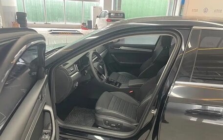 Skoda Superb, 2024 год, 2 310 007 рублей, 3 фотография