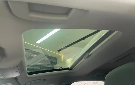 Skoda Superb, 2024 год, 2 310 007 рублей, 8 фотография