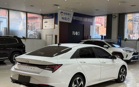 Hyundai Elantra, 2022 год, 1 425 781 рублей, 4 фотография