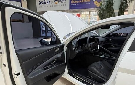 Hyundai Elantra, 2022 год, 1 425 781 рублей, 10 фотография