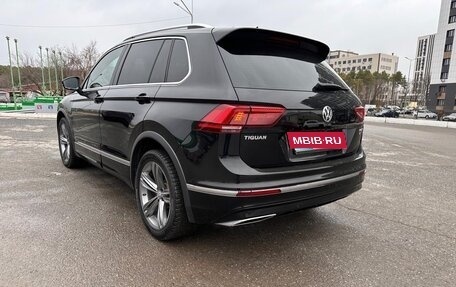 Volkswagen Tiguan II, 2017 год, 3 000 000 рублей, 3 фотография