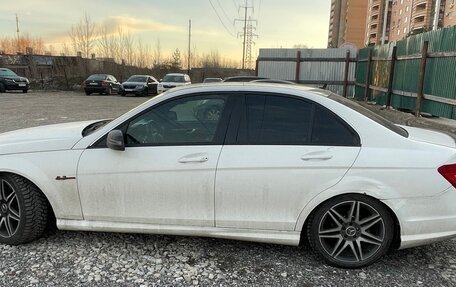 Mercedes-Benz C-Класс, 2012 год, 1 000 000 рублей, 8 фотография