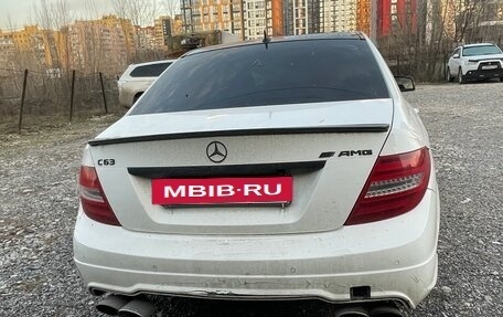 Mercedes-Benz C-Класс, 2012 год, 1 000 000 рублей, 7 фотография