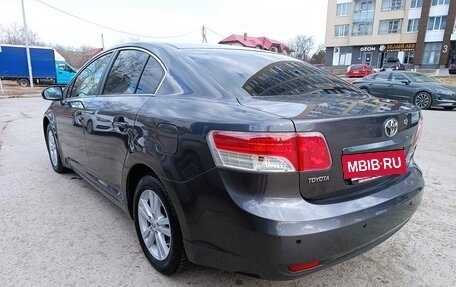 Toyota Avensis III рестайлинг, 2010 год, 1 050 000 рублей, 3 фотография