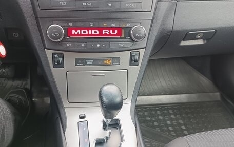 Toyota Avensis III рестайлинг, 2010 год, 1 050 000 рублей, 10 фотография