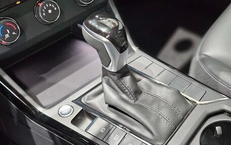 Volkswagen Passat B8 рестайлинг, 2025 год, 2 500 000 рублей, 15 фотография