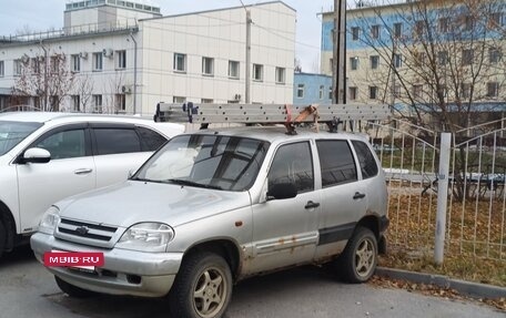 Chevrolet Niva I рестайлинг, 2004 год, 200 000 рублей, 2 фотография