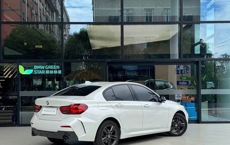 BMW 1 серия, 2022 год, 1 540 000 рублей, 2 фотография