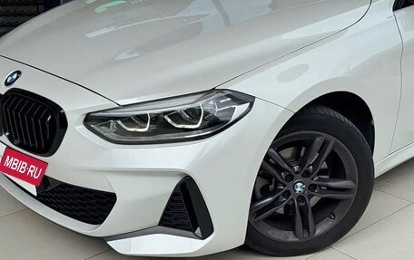 BMW 1 серия, 2022 год, 1 540 000 рублей, 6 фотография