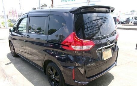 Honda Freed II, 2022 год, 1 325 000 рублей, 4 фотография