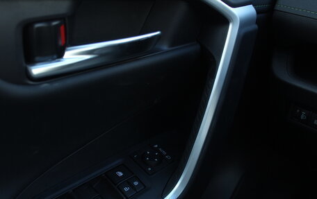 Toyota RAV4, 2025 год, 4 166 000 рублей, 10 фотография