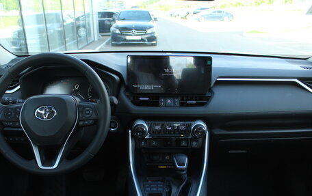 Toyota RAV4, 2025 год, 4 166 000 рублей, 18 фотография