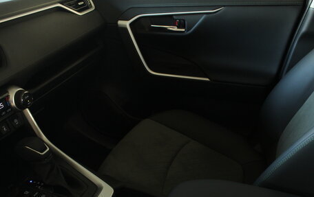 Toyota RAV4, 2025 год, 4 166 000 рублей, 12 фотография
