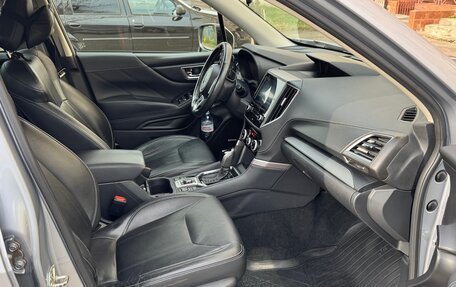 Subaru Forester, 2018 год, 3 000 000 рублей, 17 фотография