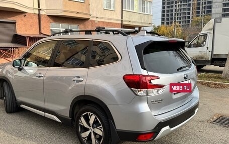 Subaru Forester, 2018 год, 3 000 000 рублей, 8 фотография