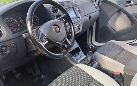 Volkswagen Tiguan I, 2010 год, 799 000 рублей, 11 фотография